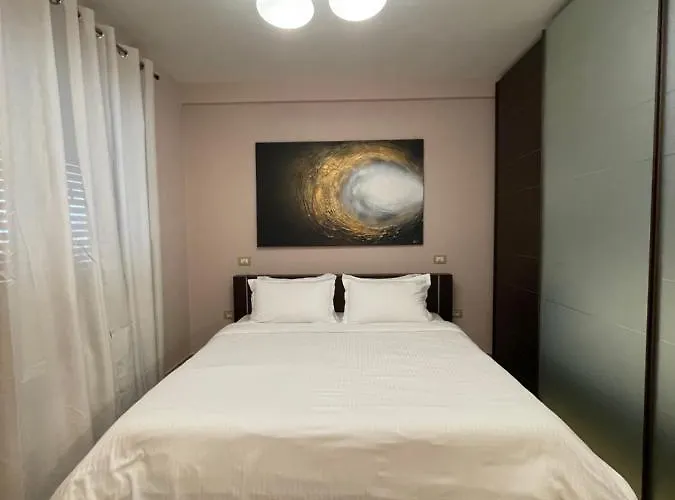 Proper 2 Lägenhet Tirana