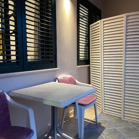 Proper 2 Apartamento Tirana
