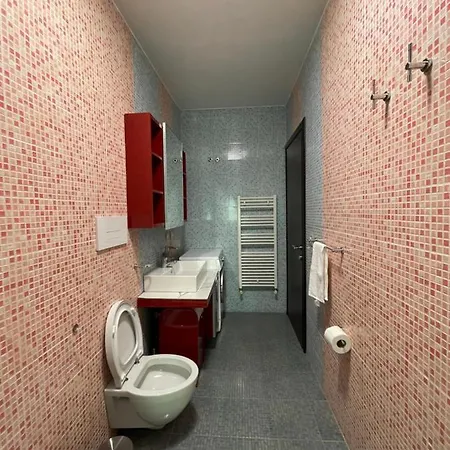 Proper 2 Apartman Tirana