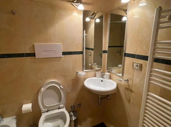 Proper 2 アパート *